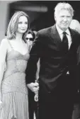  ??  ?? > Los actores Calista Flockhart y Harrison Ford.