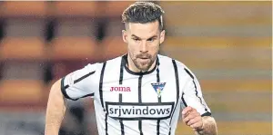  ??  ?? Jason Talbot: looking forward to a ‘massive game’ for Dunfermlin­e.
