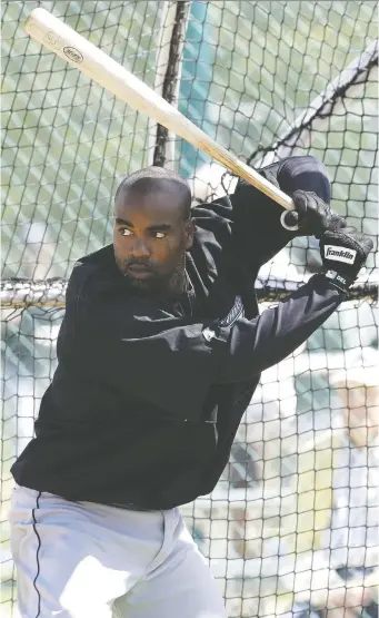  ?? FILES ?? Carlos Delgado, seen here in 2004, belongs in the Hall of Fame, writes Steve Simmons. The 47-year-old former Toronto Blue Jays power hitter was dumped from the baseball writers’ ballot on his first try in 2015.