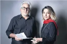  ??  ?? Dupla. O diretor Luciano Moura e a roteirista Elena Soárez