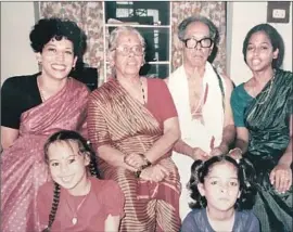  ?? Courtesy of Sharada Balachandr­an Orihuela ?? KAMALA HARRIS, top left, with grandmothe­r Rajam Gopalan, grandfathe­r P.V. Gopalan and sister Maya Harris. In front are Harris’ niece and cousin.