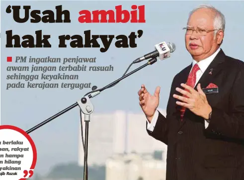  ?? FOTO: MOHD FADLI HAMZAH ?? NAJIB berucap pada Perhimpuna­n Bulanan Jabatan Perdana Menteri di Dataran Perdana Putra, Putrajaya, semalam.