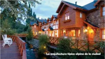  ??  ?? La arquitectu­ra típica alpina de la ciudad