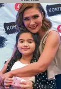  ??  ?? Vina Morales with daughter Ceana