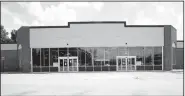  ?? File photo/NWA Democrat-Gazette/DAVID GOTTSCHALK ?? The former IGA building at 380 N. College Ave. was purchased by Ozark Natural Foods, currently housed in the Evelyn Hills Shopping Center.