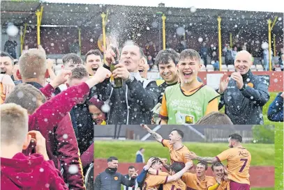  ?? ?? Toasting success Skipper Martin Russell pops the champagne