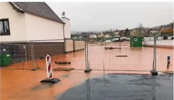  ?? FOTO: FEUERWEHR ?? Überflutun­gen durch Starkregen – wie hier im vergangene­n Jahr in Oberthal – treten immer häufiger auf.