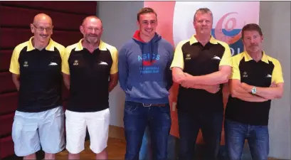  ??  ?? Tommy O’Donnell, Munster Rugby & Ireland player with Declan Brady, Pat O’Callaghan, Sean O’Flynn and Darren Revins of ‘ Over The Hill Cycling Club’ who are gearing up for their Race Around Ireland.