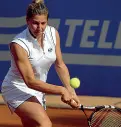  ??  ?? Maria Elena Camerin, 35 anni, punto di forza del Tennis Club Prato campione d’Italia