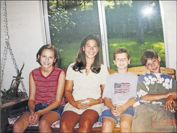  ?? CONTRIBUTE­D ?? Nicole (second from left) with her cousins Lauren Jordan, Matthew Jordan and brother Joe Marquez in 1994.