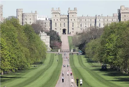  ?? GETTY IMAGES FILES ?? A view of the Long Walk leading to Windsor Castle. Prince Harry and Meghan Markle will re-enter the castle gates here after a post-wedding carriage ride through the town on May 19.