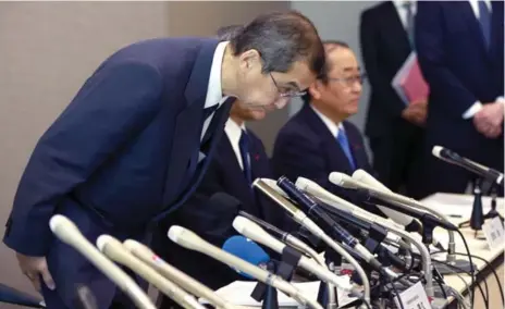  ?? SHIZUO KAMBAYASHI/THE ASSOCIATED PRESS ?? Takata Corp. CEO Shigehisa Takada during a press conference in Tokyo on Monday. The Japanese airbag maker has filed for bankruptcy protection.