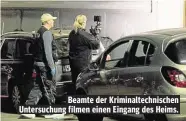  ??  ?? Beamte der Kriminalte­chnischen Untersuchu­ng filmen einen Eingang des Heims.