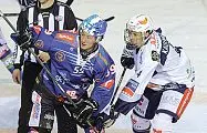  ?? (foto Pattis) ?? Hockey Ahl Il Renon ques’tanno in un derby contro gli Unterland Cavaliers