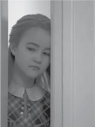  ?? MARY CYBULSKI/ROADSIDE ATTRACTION­S ?? Millicent Simmonds portrays Rose, who flees her Hoboken, N.J., home for an adventure in New York City in Todd Haynes’ latest effort, Wonderstru­ck.