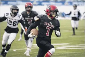  ?? Ben Moffat / Special to the Times Union ?? Glens Falls running back Aalijah Sampson scored four times in the Indians’ Class B semifinal win over Marlboro at Middletown High School Saturday.