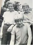  ??  ?? Former pupils: Boris (front) and school friends at Ashdown House
