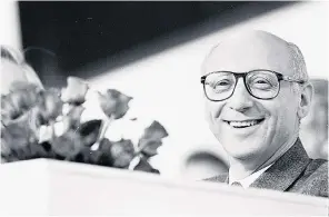  ??  ?? Kaufman at the Labour Party Conference in 1990: ‘when being interviewe­d on TV, do not allow yourself to be disturbed by such irrelevanc­ies as the actual question asked’