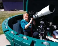  ?? Photo by Steven Wyatt ?? Kay Wyatt in her observator­y. She and her husband moved 15 years ago to be in the path of the solar eclipse.