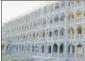  ?? HT ?? The internatio­nal guest house being constructe­d at Maharishi Mahesh Yogi’s ashram at Arail.