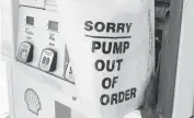  ?? HOWARD COHEN hcohen@miamiheral­d.com ?? Miami-Dade was at $4.40 per gallon of gasoline and Broward was at $4.43 on Thursday.