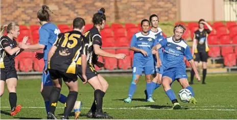  ?? Photos: Kevin Farmer ?? GOAL: Chloe Hutton tucks away the South West Queensland Thunder’s first goal in their match against Mudgeeraba. The Thunder won the match 3-2.