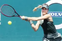  ?? BRAD NETTLES/THE ASSOCIATED PRESS ?? Eugenie Bouchard, seen at this month’s Volvo Car Open tournament in Charleston, S.C., will lead Canada’s Fed Cup team this weekend at the recently renamed IGA Stadium.