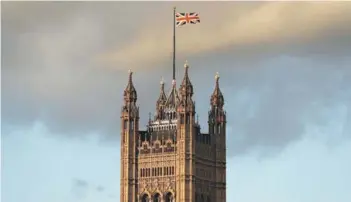  ??  ?? ► Para el martes se espera el pronunciam­iento del Parlamento británico.