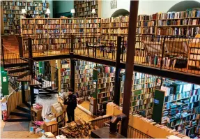  ??  ?? NOVEL SETTING: Browse the beautiful Leakey’s store in Inverness