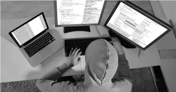  ?? SHUTTERSTO­CK ?? Durante 2016 en el estado de Nueva York se reportaron 4.605 denuncias de fraudes a través de Internet.