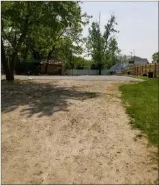  ?? PHOTO BY PRUDENCE BRIGHTON ?? The volleyball/soccer court at 167Betty Ann Lane.