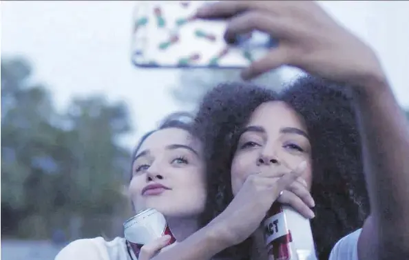  ?? ELEVATION PICTURES ?? Canadian actress Hayley Law, right, shines as the best friend of a sex columnist played by Jessica Barden in The New Romantic.