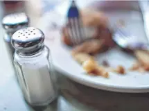  ?? 2009 PHOTO BY MARIO TAMA, GETTY IMAGES ?? New York City is poised to highlight the large amounts of sodium in many restaurant meals.