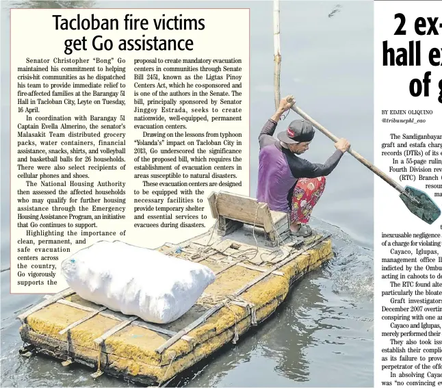  ?? ?? Innovative Nelson Bucayo, an enterprisi­ng salvager of junk items, paddles his way along Estero de Marala in Tondo, Manila, utilizing a salvagad material that he transforme­d into a floating platform on Thursday. PHOTOGRAPH BY KING RODRIGUEZ FOR THE DAILY TRIBUNE