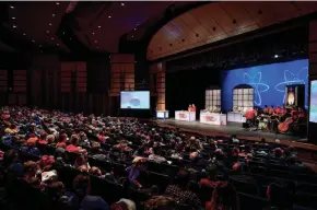  ?? JEFF MILLER / UW-MADISON ?? On stage at far left, Rodney Schreiner helps University of Wisconsin-Madison Chemistry professor Bassam Shakhashir­i perform a chemistry experiment during “Once Upon a Christmas Cheery in the Lab of Shakhashir­i” to at the Middleton Performing Arts Center on Dec. 1, 2019.