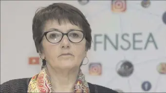  ??  ?? Christiane Lamber t vient d’être reconduite pour trois ans à la tête de la FNSEA. En a avril 2017, l’éleveuse de porcs s installée près d’anger avait été la première femme portée à la tête de la FNSEA.