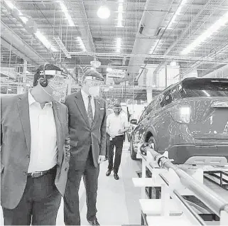  ?? FOTO: CORTESÍA GOBIERNO ?? Visitaron la planta de General Motors en Silao.