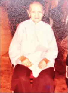  ??  ?? Grandma Ho taught many in Marudi to make kuih sengkuang.