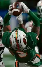  ?? MIKE STEWART/ASSOCIATED PRESS ?? Defensive back Kendall Bohler hauled in one of three intercepti­ons for Florida A&M.