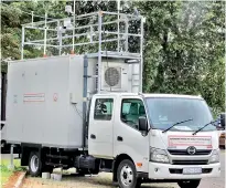  ?? ?? On the move: Mobile testing unit tracking air pollution