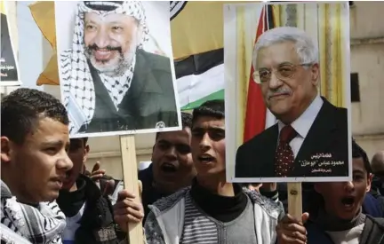  ?? (Reuters) ?? TWIN INSPIRATIO­NS: Abbas inflames his volatile masses in eerily the same idiom as Arafat.