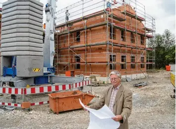  ?? Archivfoto: Alf Geiger ?? Das teuerste Projekt der Dorfgeschi­chte: Das neue Gemeindeha­us wird am Ende wohl zwei Millionen Euro kosten, in diesem Jahr ist eine Million Euro im Haushalt eingestell­t.