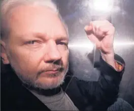  ?? / NEIL HALL (EFE) ?? Assange, el 1 de mayo tras ser detenido en Londres.