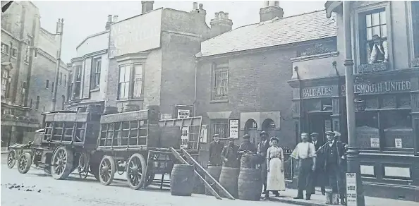  ?? Picture: Barry Cox collection ?? Apart from the two central houses, all the buildings in this scene still remain