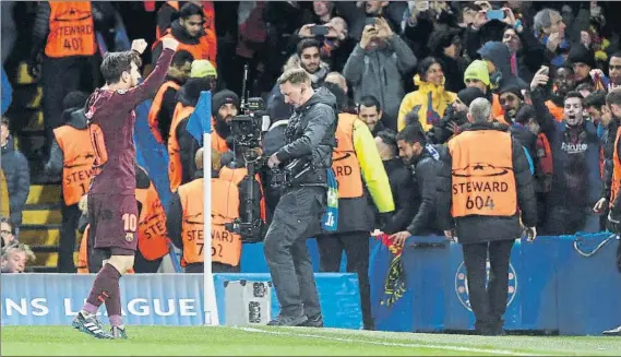  ?? FOTO: PEP MORATA ?? Messi celebra el único gol del Barça en sus últimas cinco salidas en eliminator­ias de Champions League Marcó la pasada temporada en el 1-1 ante el Chelsea en la ida de octavos