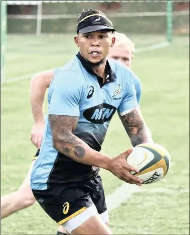  ?? PICTURE: HOWARD CLELAND ?? PIVOTAL PLAYER: Flyhalf Elton Jantjies during Springbok training at Northwood High School.