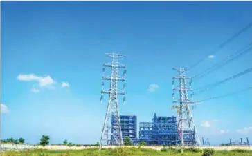  ?? MATTINGLY/THE NEW YORK TIMES QUINN RYAN ?? The site of the Long Phu 1 coal-fired power plant in Soc Trang province, Vietnam, on December 18.