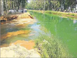  ?? HT PHOTO ?? The breach in a canal at Badopal village in Fatehabad district on Saturday.