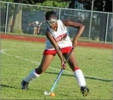  ??  ?? Diamond Ferguson is new in the midfield for the lady Warriors.