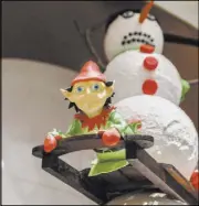  ?? reviewjour­nal.com/chocolatee­lves ?? Video Assistant Executive Pastry Chef Romain Fournel creates chocolate elves. ▶